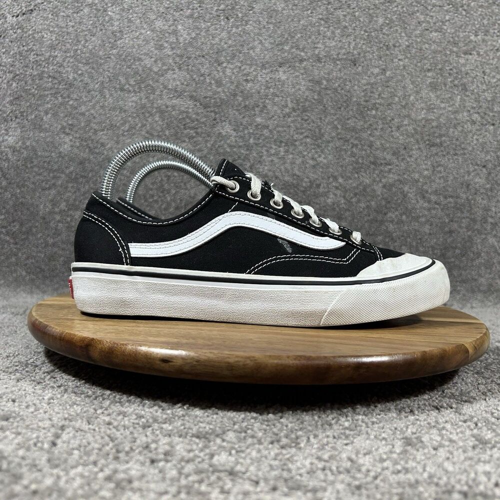 Vans Style 36 Decon SF Women’s Size 9 Black Athletic UltraCush Skate Shoes Used